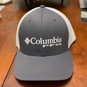 Columbia fitted hat